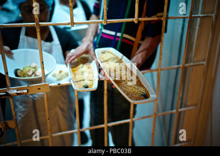 Interno è di Cartagena nuova prigione ristorante, uno spazio di riconciliazione tra la popolazione carceraria e la popolazione civile, uno dei enterpri Foto Stock