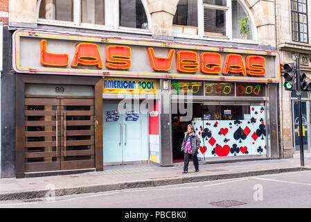 Las Vegas Arcade un videogioco arcade di divertimenti situato vicino a Chinatown nel cuore di Soho, Wardour Street, Soho, London, Regno Unito Foto Stock