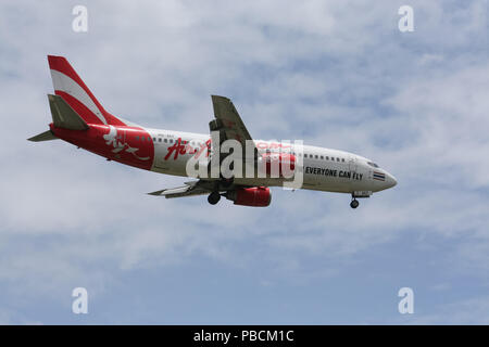 Licciana Nardi, Italia - 16 Giugno 2007: HS-AEF Boeing 737-300 di Thai Airasia. Per il volo di Chiangmai e l'aeroporto Suvarnabhumi di Bangkok, Tailandia. Foto Stock