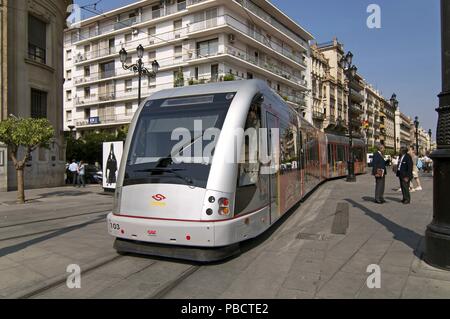 Metrocentro tram, Siviglia, regione dell'Andalusia, Spagna, Europa. Foto Stock