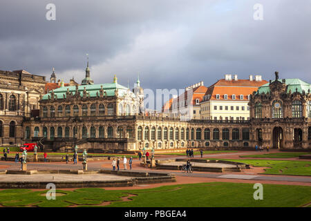 22.01.2018 Dresda, Germania - Palazzo Zwinger (architetto Matthaus Poppelmann) - Palazzo Reale dal 17 secolo a Dresda. Foto Stock