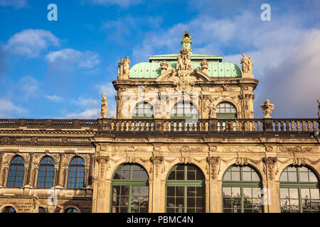 Palazzo Zwinger (architetto Matthaus Poppelmann) - Palazzo Reale dal 17 secolo a Dresda in Sassonia, Germania. Foto Stock