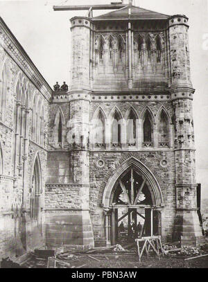 984 La torre principale del Parlamento di edifici in fase di costruzione, Ottawa, 1863 Foto Stock