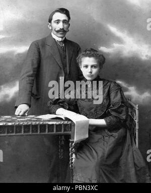 989 l uomo e la donna, baffi Fortepan 22942 Foto Stock