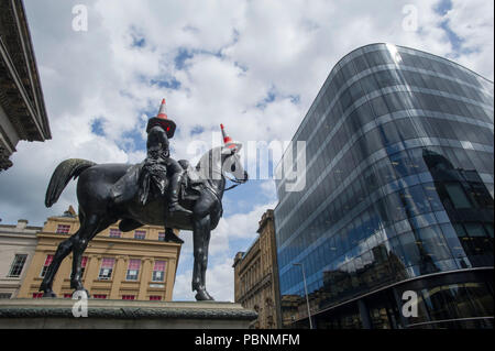 Il Wellington equestre statua è una statua di Arthur Wellesley, primo duca di Wellington, situato sulla Royal Exchange Square a Glasgow, in Scozia. Foto Stock