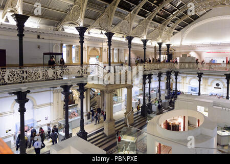 Dublino, Irlanda - Luglio 12, 2016: Interno del Museo Nazionale di Irlanda, istituito il 14 agosto 1877 Foto Stock