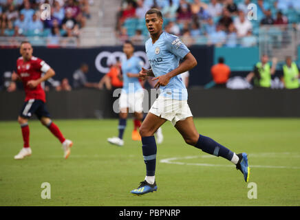 Giardini di Miami, Florida, Stati Uniti d'America. 28 Luglio, 2018. Manchester City avanti Lukas Nmecha (43) in azione durante la prima metà di un internazionale Champions Cup match tra FC Bayern e Manchester City al Hard Rock Stadium di Miami, Florida. Credito: Mario Houben/ZUMA filo/Alamy Live News Foto Stock