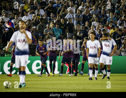 Los Angeles, California, USA. 28 Luglio, 2018. FC Barcelona i giocatori di celebrare il loro obiettivo contro il Tottenham Hotspur durante la International Champions Cup match sulla luglio 28, 2018 a Pasadena, in California. Barcellona ha vinto 5-3 su rigori dopo che la partita è stata legata 2-2 nel regolamento. Credito: Ringo Chiu/ZUMA filo/Alamy Live News Foto Stock