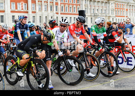 Londra, UK, 28 luglio 2018. Mark Cavendish all'inizio durante at Prudential RideLondon Surrey Classic 2018 Domenica, Luglio 29, 2018 Londra Inghilterra: foto : Taka G Wu Foto Stock