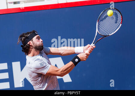 Amburgo, Germania, 29 luglio 2018, Germania, Amburgo, tennis ATP Tour Open di Germania, single, uomini, finale nello stadio di tennis Rothenbaum a: Basilashvili (Georgia) - Mayer (Argentina). Nikoloz Basilashvili durante il gioco. Foto: Daniel Bockwoldt/dpa Credito: dpa picture alliance/Alamy Live News Foto Stock