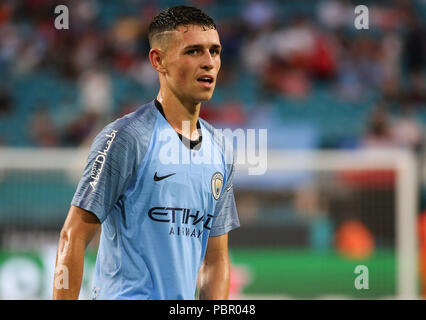 Giardini di Miami, Florida, Stati Uniti d'America. 28 Luglio, 2018. Manchester City centrocampista Phil Foden (47) alla fine della prima metà di un internazionale Champions Cup match tra FC Bayern e Manchester City al Hard Rock Stadium di Miami, Florida. Credito: Mario Houben/ZUMA filo/Alamy Live News Foto Stock