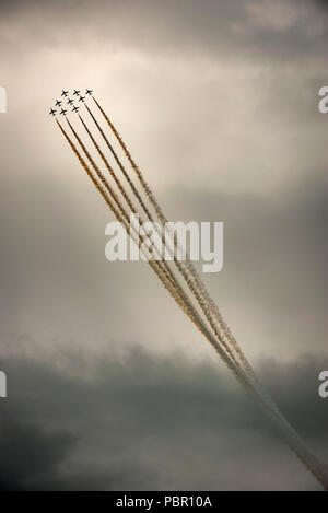 Bray, Co. Wicklow, Irlanda. Il 29 luglio 2018. Il Royal Airforce frecce rosse eseguire a Bray Air Show. Credito: Douglas O'Connor Alamy Live News. Foto Stock