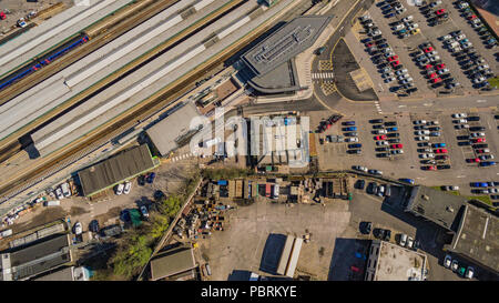 Vedute aeree dell'ex stabilimento della fabbrica di birra Brains, ora sede dello sviluppo di Central Quay nel centro di Cardiff, Galles, Regno Unito: Phillip Roberts Foto Stock