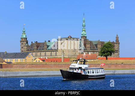 Il Castello di Kronborg (un sito Patrimonio Mondiale dell'UNESCO dal 2000) a Helsingor, Danimarca Foto Stock