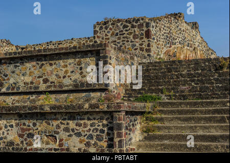 Teotihuacan è stata una pre-Colombiano Mesoamerican città situata nel bacino del Messico, 48 km (30 miglia) a nord-est di giorno moderno Città Del Messico Foto Stock