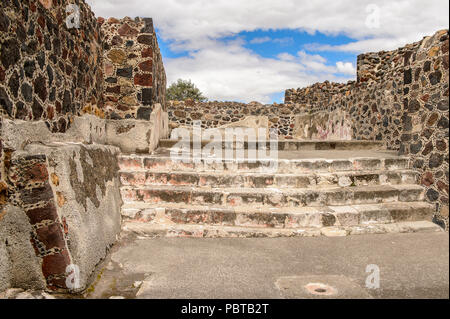 Le rovine di Teotihuacan, sito di molti Mesoamerican Piramidi costruite nel pre-Colombiano Americhe. Patrimonio Mondiale UNESCO Foto Stock