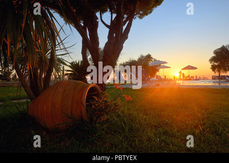 Tramonto su isola di Lefkada island in Grecia Foto Stock