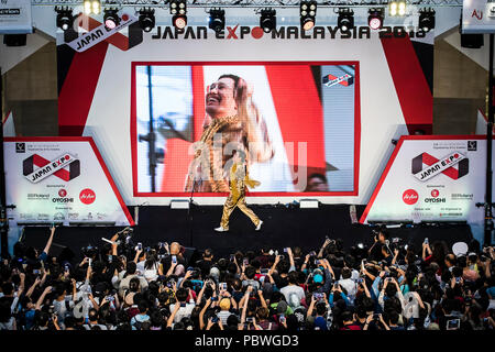 Kuala Lumpur, Malesia. 29 Luglio, 2018. Piko Taro concerto presso il Japan Expo della Malesia a Kuala Lumpur in Malesia nel luglio 29th, 2018. Piko giapponese Taro intrattiene i suoi fan. © Danny Chan/Alamy Live News. Foto Stock