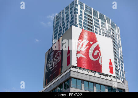 Coca-Cola pubblicità, Shibuya, Tokyo, Giappone Foto Stock