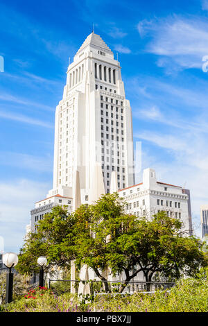 Los Angeles City Hall, California.L edificio è stato progettato da Giovanni Morbo di Parkinson, John C. Austin e fu completato nel 1928 Foto Stock