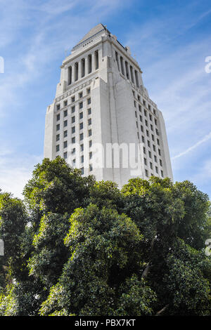 Los Angeles City Hall, California.L edificio è stato progettato da Giovanni Morbo di Parkinson, John C. Austin e fu completato nel 1928 Foto Stock