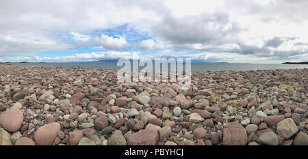 Mullrany beach in Irlanda. Situato a sud-ovest di Mulranny Village e a circa 30km da Westport, Mulranny Beach è una popolare spiaggia sabbiosa grande Foto Stock