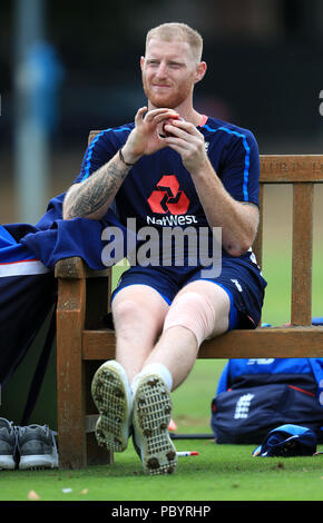 L'Inghilterra del Ben Stokes durante una sessione di reti a Edgbaston, Birmingham. Foto Stock