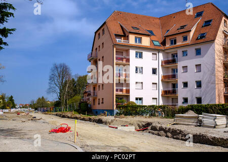 Strasburgo, tram preliminare sito in costruzione, linea e estensione, strada sterrata, case, Alsazia, Francia, Europa Foto Stock