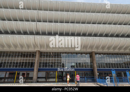 Preston alla stazione degli autobus in stile brutalist della fine degli anni sessanta, progettato da Ingham e Wilson dell'edificio |Design Partnership Foto Stock
