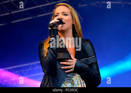 Atomic Kitten performing live su stag 2018 Foto Stock