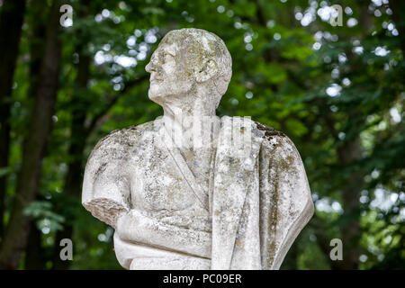 Demostene, 384-322 A.C. una statista greco e oratore dell'antica Atene, busto a Nordkirchen Moated Palace, Germania Foto Stock