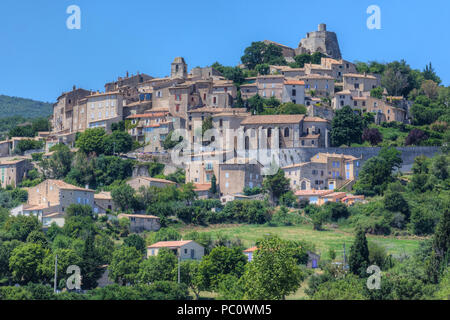 Simiane la Rotonde, Alpes-de-Haute-Provence, Francia, Europa Foto Stock
