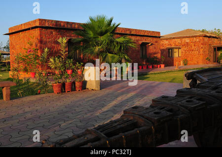 Gujarat: Royal Safari Camp nel parco natipnal piccolo Rann di Kutch Foto Stock