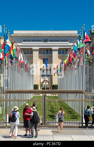 Il 'Allee des Nations" (Viale delle Nazioni) di Ginevra palazzo delle Nazioni Unite Foto Stock