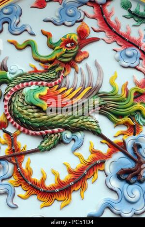 Cantato Hung pagoda. Cinese scultura di Phoenix. Phu Quoc. Il Vietnam. | Utilizzo di tutto il mondo Foto Stock