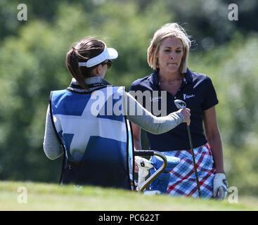 Celeb Cup Golf stelle della TV, musica e sport competere nel 2018 Celebrity Cup presso il Celtic Manor Resort Golf in Newport offre: Jenni Falconer dove: Newport, Regno Unito quando: 30 giu 2018 Credit: John Rainford/WENN Foto Stock