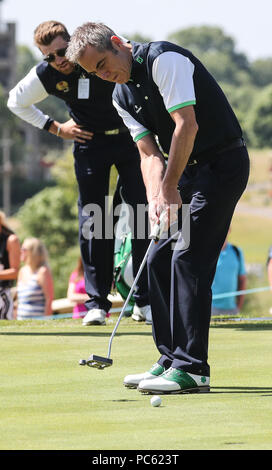 Celeb Cup Golf stelle della TV, musica e sport competere nel 2018 Celebrity Cup presso il Celtic Manor Resort Golf in Newport offre: James Nesbitt dove: Newport, Regno Unito quando: 30 giu 2018 Credit: John Rainford/WENN Foto Stock