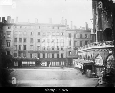 39 Grands Travaux d'urbanisme du Secondo Impero ; ouverture de la rue de l'Impératrice (2) Foto Stock