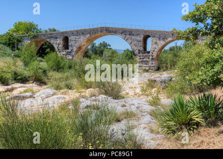 Pont Julien, Bonnieux, Provenza, Francia Foto Stock