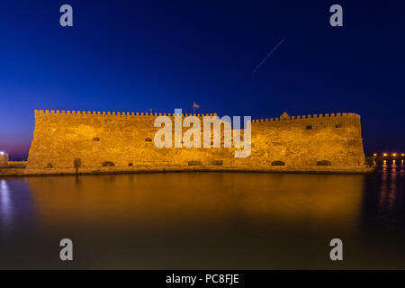Heraklion la porta con il castello di Koules Foto Stock
