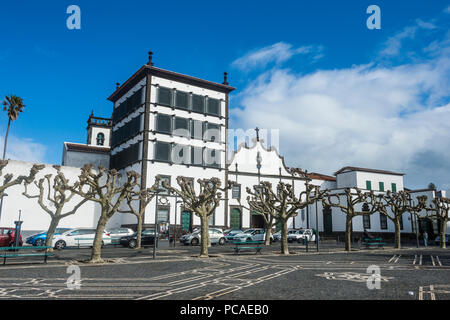 La storica città di Ponta Delgada, l'isola di Sao Miguel, Azzorre, Portogallo, Atlantico, Europa Foto Stock
