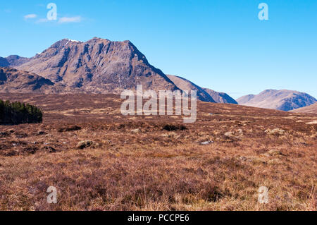 Montagne lungo la West Highland Way vicino a Glencoe, Scozia Foto Stock