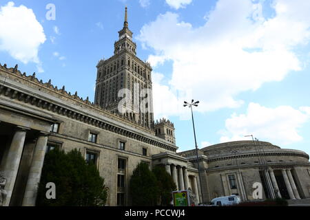 Polonia - Varsavia: Palac Kultury Foto Stock