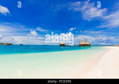 Uno splendido scenario del Conrad Maldives Rangali Island, Maldive, Oceano Indiano, Asia Foto Stock