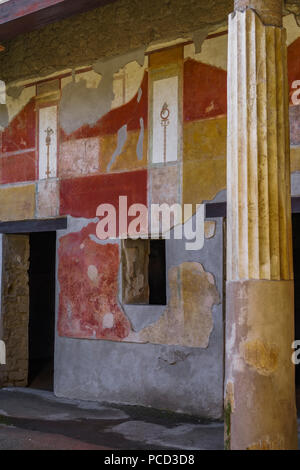 La Casa di Venere atrium peristilio colonnato, affreschi sulla Casa di D. Satrii Lucretii Valentes, Pompei, UNESCO, Campania, Italia, Europa Foto Stock