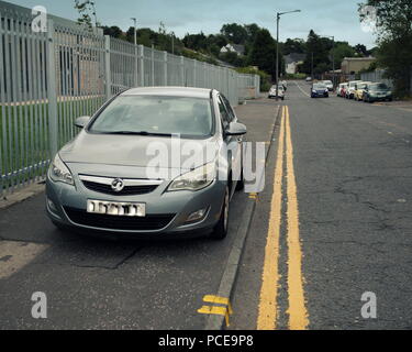 Parcheggio sul marciapiede in Scozia è reso illegale Foto Stock