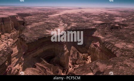 Vista aerea del canyon del deserto del Namib. L'Africa. Angola. Foto Stock