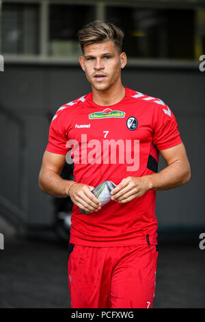 Freiburg, Germania. 02Aug, 2018. Florian Niederlechner di SC Freiburg sul passo. Credito: Patrick Seeger/dpa/Alamy Live News Foto Stock