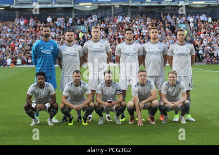 Burnley, Lancashire, Regno Unito. 2 agosto 2018. Il Aberdeenstarting XI alla gara di Europa League tra Burnley e Aberdeen a Turf Moor a Burnley. Credito: Simon Newbury/Alamy Live News Foto Stock