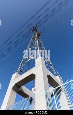 Torre di trasmissione; Kawasaki, nella prefettura di Kanagawa, Giappone Foto Stock